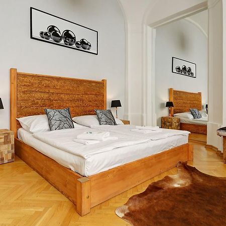 Historic Centre Apartments VII Прага Экстерьер фото