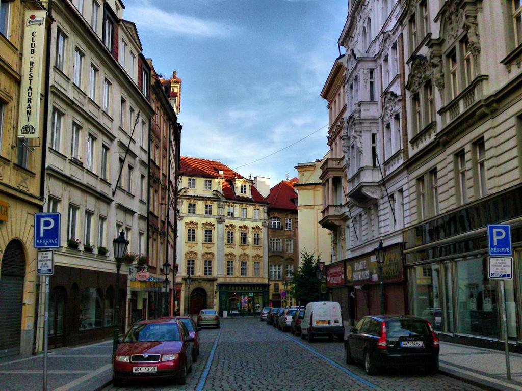 Historic Centre Apartments VII Прага Экстерьер фото