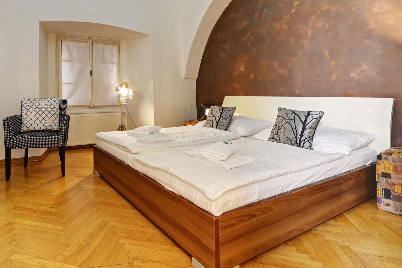 Historic Centre Apartments VII Прага Экстерьер фото